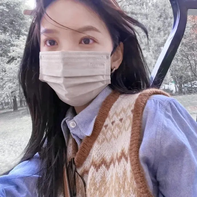 巨型女的袭击(原声版)